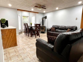 3 bedroom house in Downtown Trenton with 3 car and 1 trailer parking Quinte West
